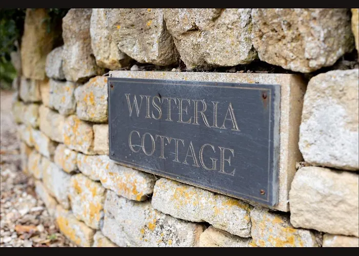 Wisteria Cottage , Pretty Cotswold Cottage Close To Chipping Campden